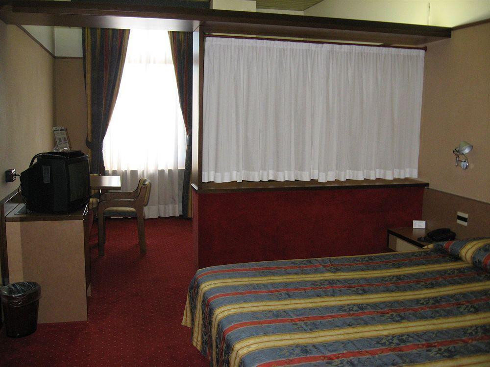 Hotel Plaza San Martino Siccomario Exteriér fotografie